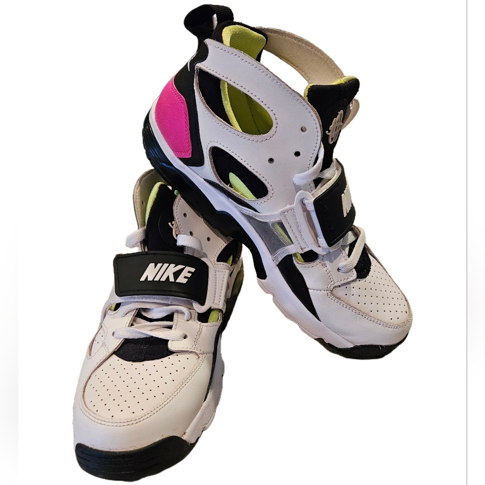 Nike Air Trainer Huarache Fuchsia Volt  Size 7Y CJ0405 Fits Womens 7.5/8 Mens 7